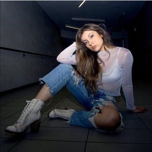 CARMAR Distressed High Waisted LF Jeans AMAZING